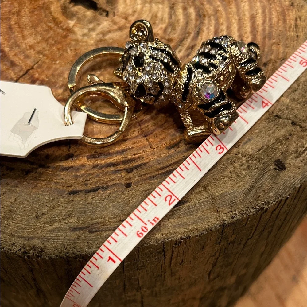Tiger Keychain - Picture 3 of 3